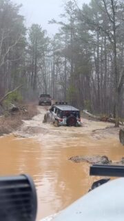 The fog was thick, the trails were wet, and the whole forest had this almost eerie feeling to it. Honestly, it made being out there even better.

A bunch of friends, a line of Jeeps disappearing into the fog, and no idea what we were going to find around the next corner. Sometimes you don’t need sunshine and perfect weather to have a great adventure. 🌫️🚙